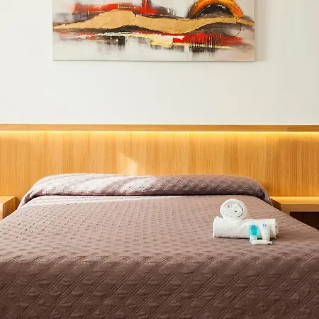 Ruta De Europa Hotel 2*