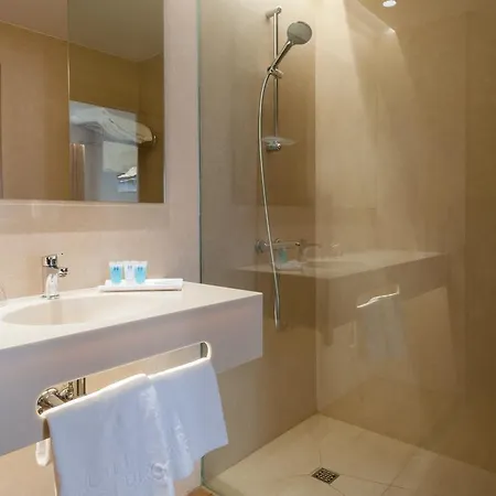 Ruta De Europa Hotel