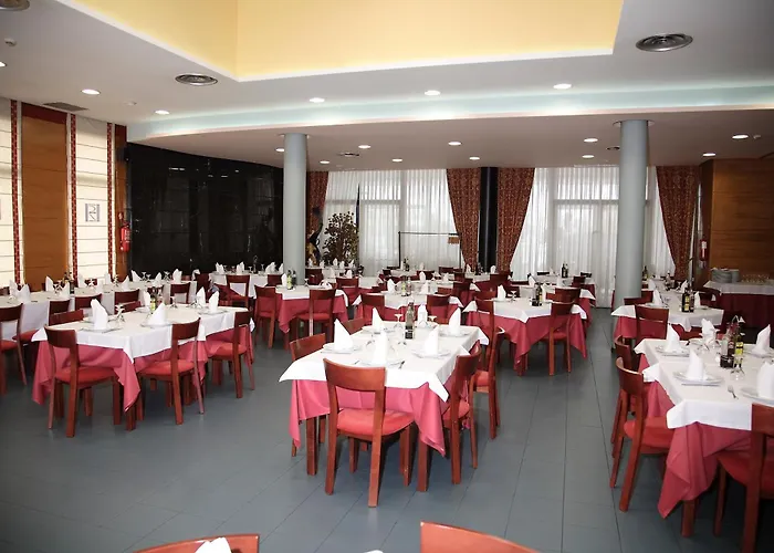 Отель Ruta De Europa Витория