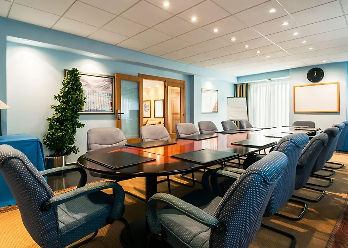 Отель Ruta De Europa Витория