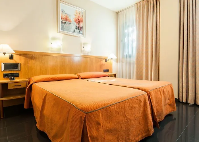 Ruta De Europa Hotel