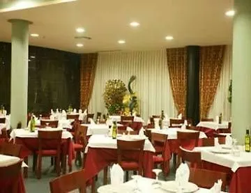 Ruta De Europa Hotel